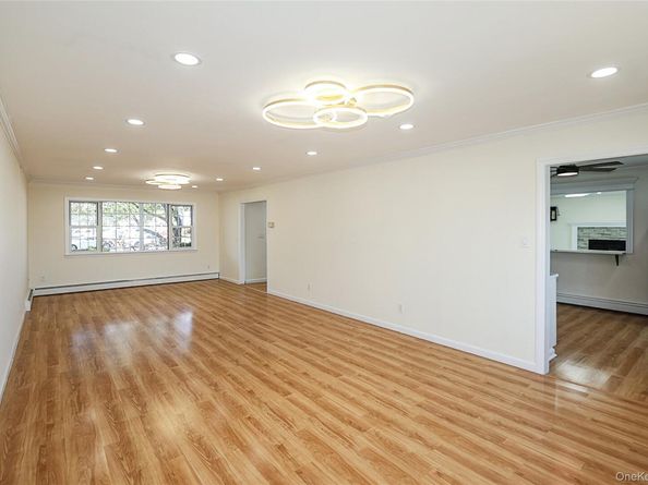 1 Deer Lake Drive, North Babylon NY 11703