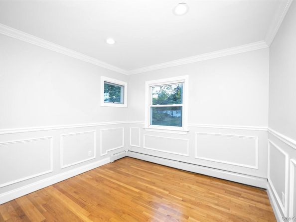 36 Red Spring Lane, Glen Cove NY 11542