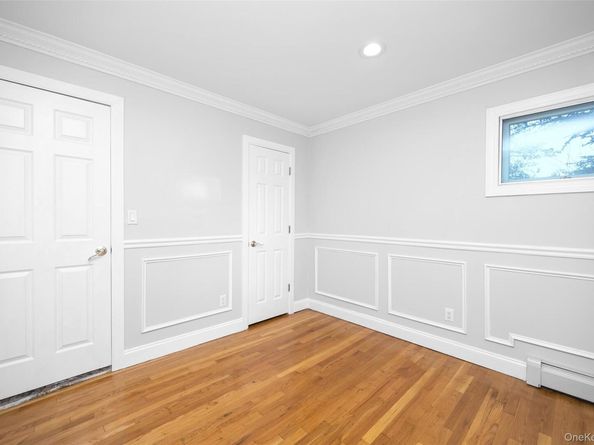 36 Red Spring Lane, Glen Cove NY 11542