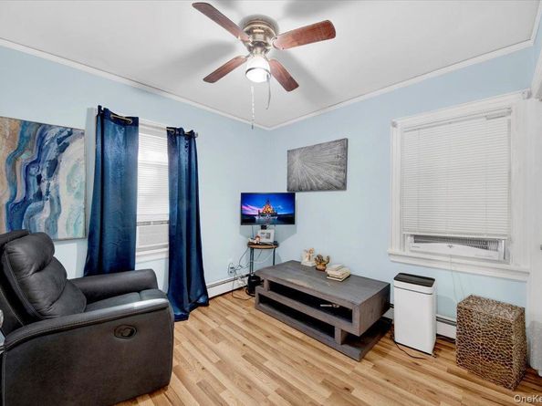 35 Washington Avenue N, White Plains NY 10603