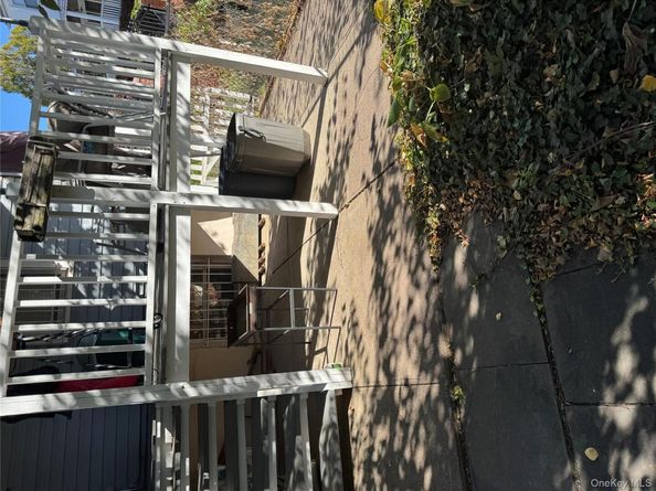 511 Bolton Avenue, Bronx NY 10473
