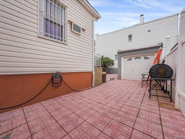 84-05 102nd Street, Richmond Hill NY 11418