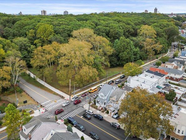 84-05 102nd Street, Richmond Hill NY 11418
