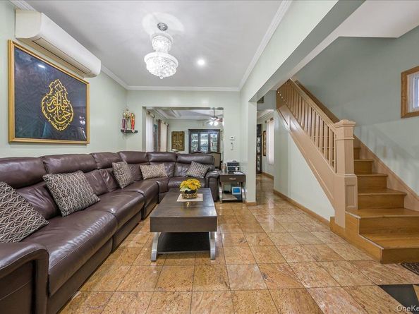 84-05 102nd Street, Richmond Hill NY 11418