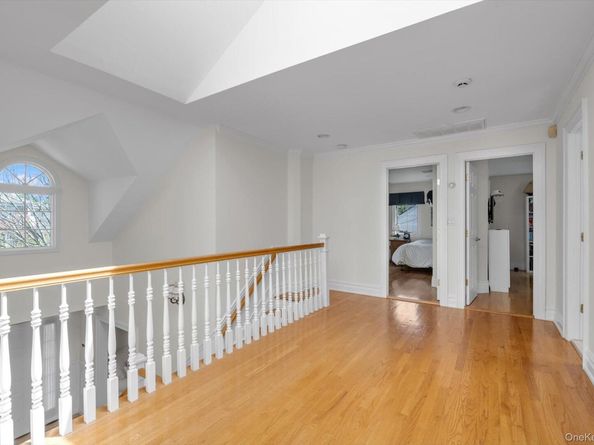 111 Palmyra Avenue, Woodmere NY 11598