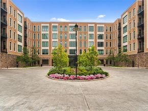 100 Garvies Point Road 1309, Glen Cove NY 11542