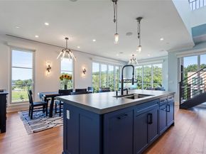 100 Garvies Point Road 1309, Glen Cove NY 11542
