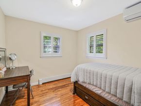 22 5th Avenue, Smithtown NY 11787