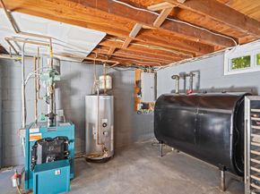 22 5th Avenue, Smithtown NY 11787