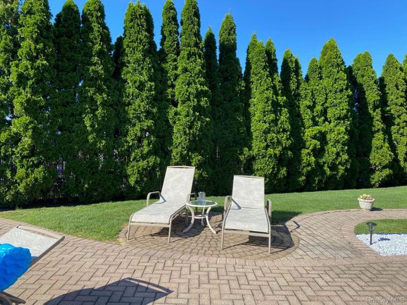 32 Dover Hill Drive, Nesconset NY 11767