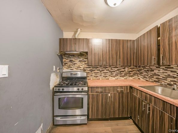 13024 Springfield Boulevard, Springfield Gardens NY 11413