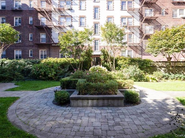 83-09 Talbot 6L, Kew Gardens NY 11415