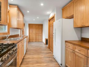 8 Maryland Avenue, Armonk NY 10504