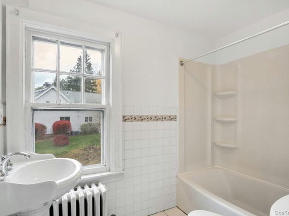 8 Maryland Avenue, Armonk NY 10504