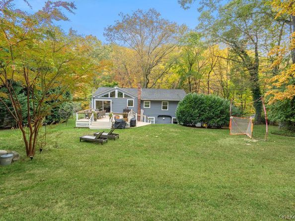 33 Dogwood Lane, Locust Valley NY 11560