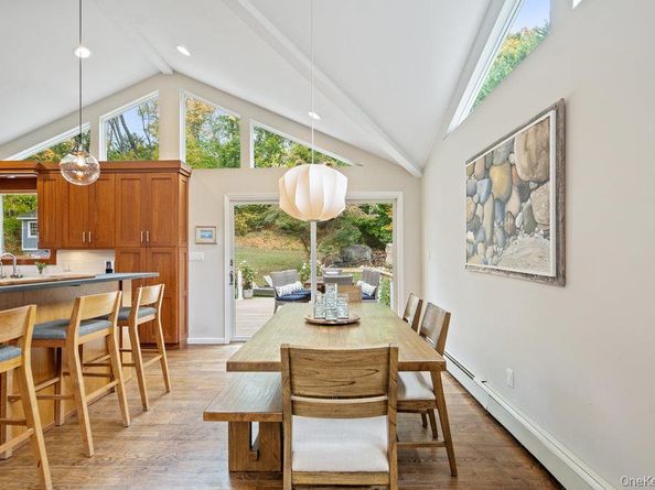 33 Dogwood Lane, Locust Valley NY 11560