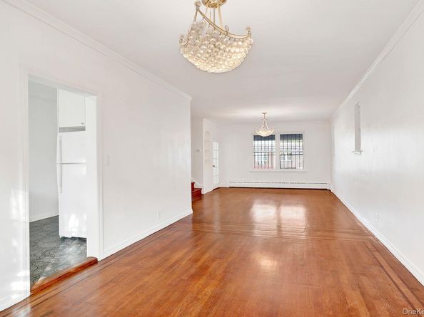 102-12 62nd Road, Forest Hills NY 11375