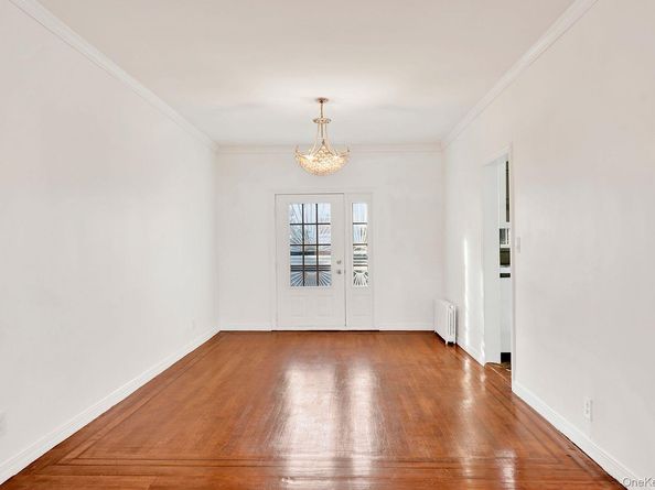 102-12 62nd Road, Forest Hills NY 11375
