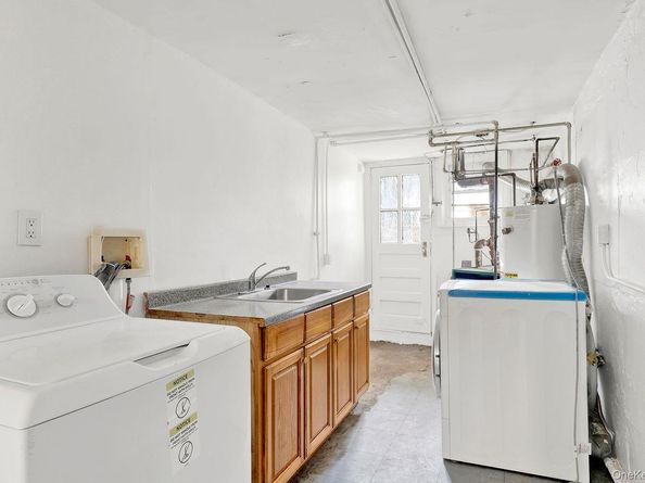 102-12 62nd Road, Forest Hills NY 11375