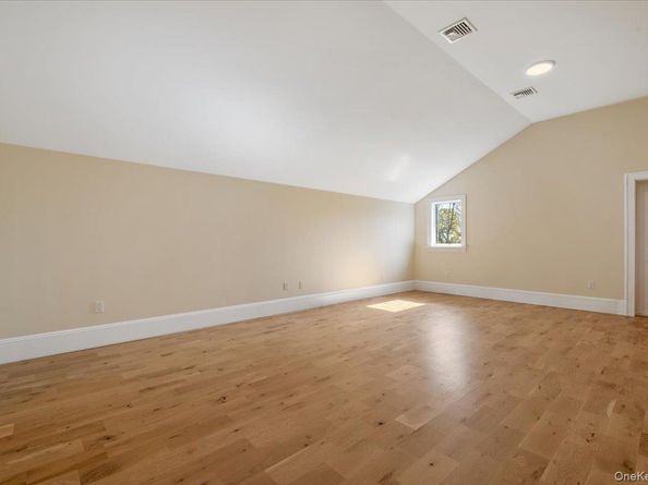 17 Moriches Avenue, East Moriches NY 11940