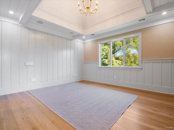 17 Moriches Avenue, East Moriches NY 11940