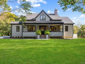 17 Moriches Avenue, East Moriches NY 11940