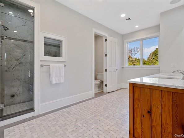 17 Moriches Avenue, East Moriches NY 11940