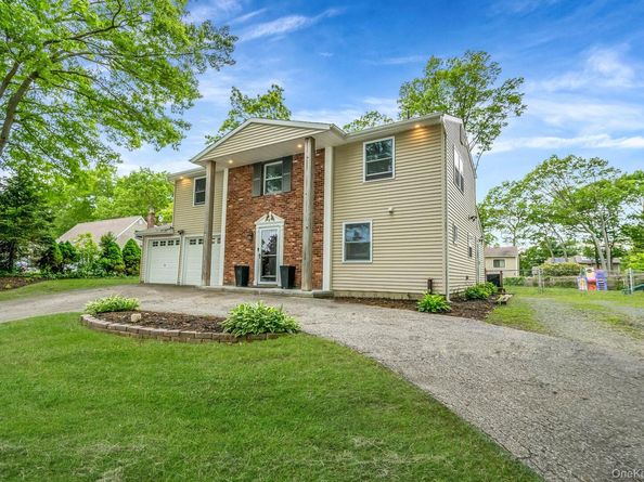 182 Crystal Brook Hollow Road, Port Jefferson Station NY 11776