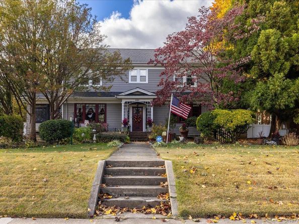 331 Mineola Boulevard, Mineola NY 11501