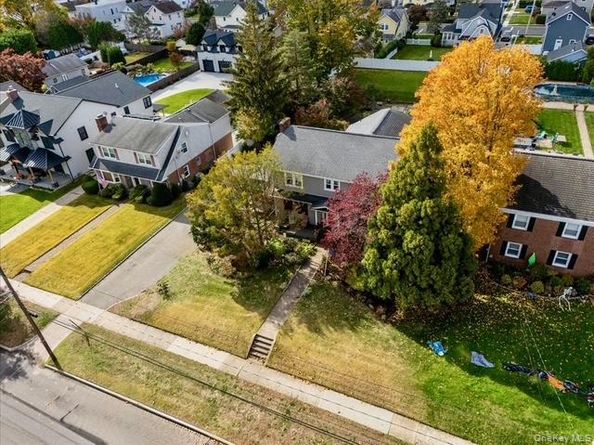 331 Mineola Boulevard, Mineola NY 11501