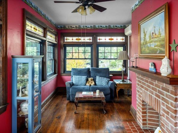 331 Mineola Boulevard, Mineola NY 11501