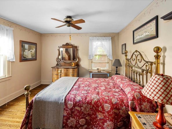 331 Mineola Boulevard, Mineola NY 11501