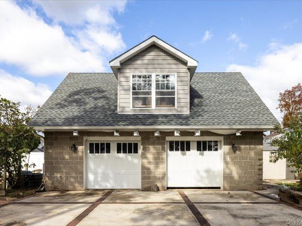 331 Mineola Boulevard, Mineola NY 11501