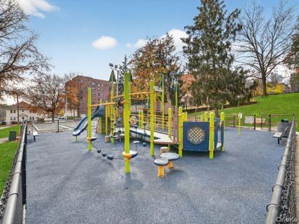 25 Lake Street 6K, White Plains NY 10603