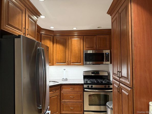 25 Lake Street 6K, White Plains NY 10603