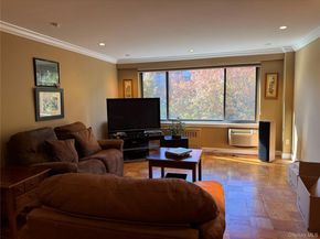 25 Lake Street 6K, White Plains NY 10603