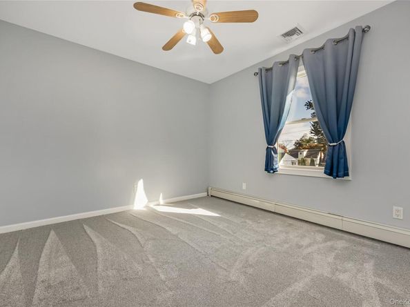 15 Whalen Street, North Babylon NY 11703