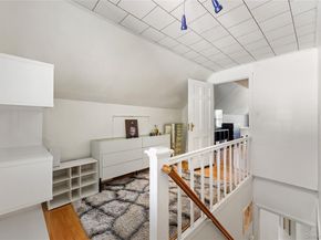 38 primrose Drive, New Hyde Park NY 11040