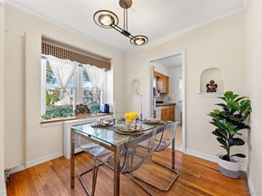 38 primrose Drive, New Hyde Park NY 11040