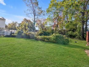 166 & 170 Woodrow Parkway, West Babylon NY 11704