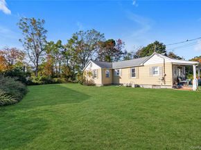 166 & 170 Woodrow Parkway, West Babylon NY 11704