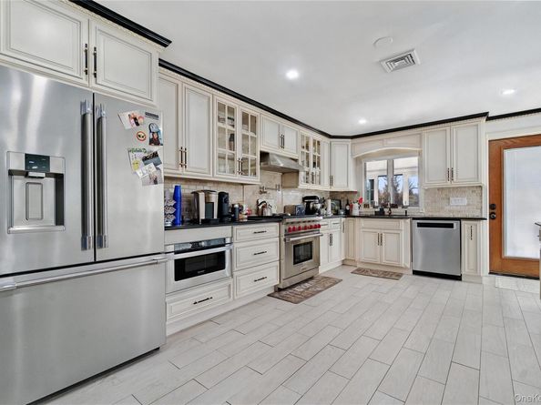 164-47 86 Street, Howard Beach NY 11414