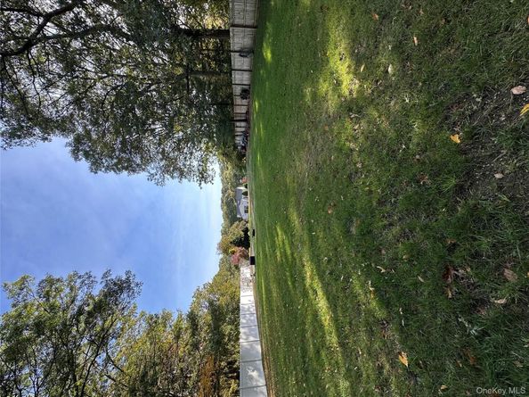 558 Meadow Road, Kings Park NY 11754