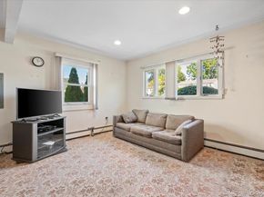 24 Windmill Lane, Levittown NY 11756