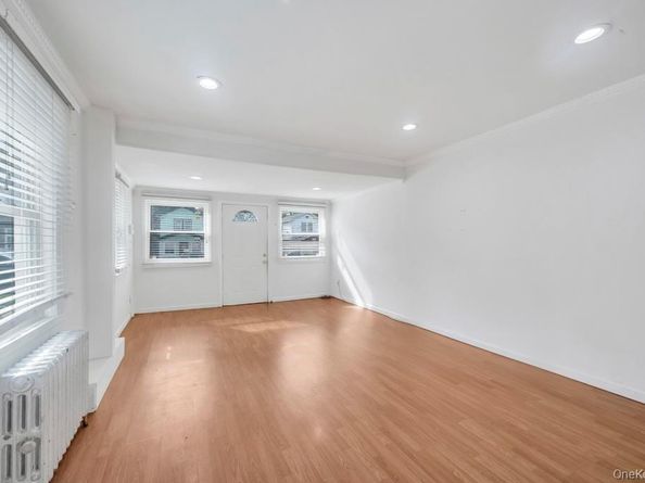 21867 110th Avenue, Queens Village NY 11429