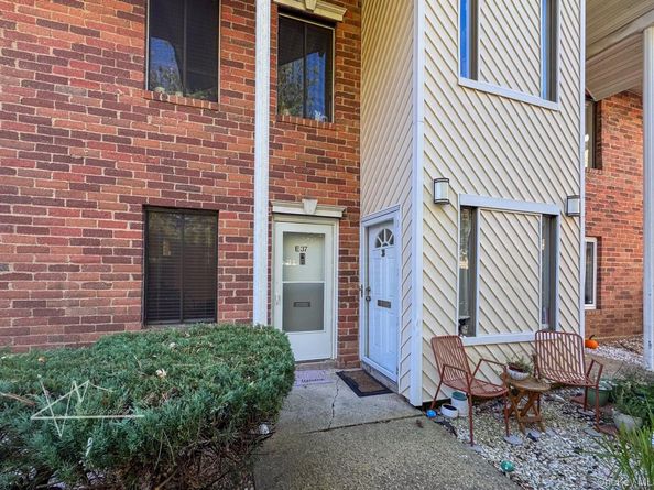 37 El Camino Court 37, Coram NY 11727