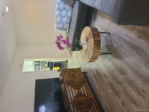 37 El Camino Court 37, Coram NY 11727