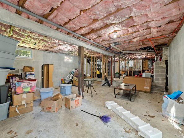 80 Prince Road, Rocky Point NY 11778