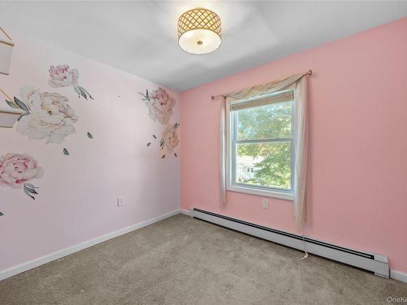 80 Prince Road, Rocky Point NY 11778