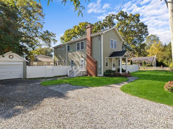80 Prince Road, Rocky Point NY 11778